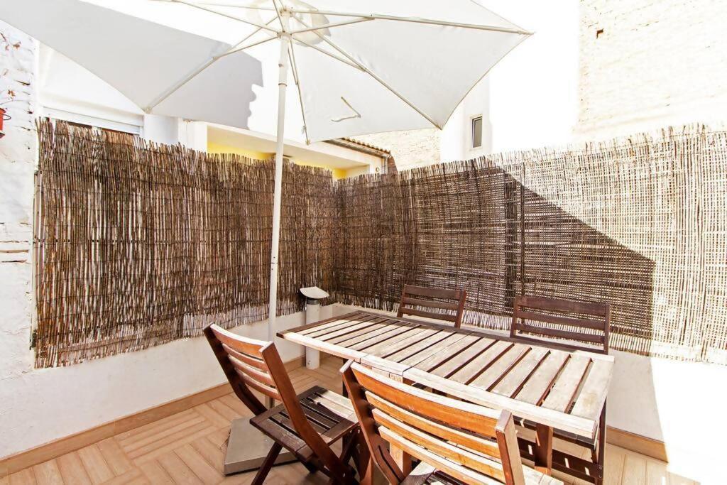 Con Terraza Privada Cerca De La Playa Apartment *